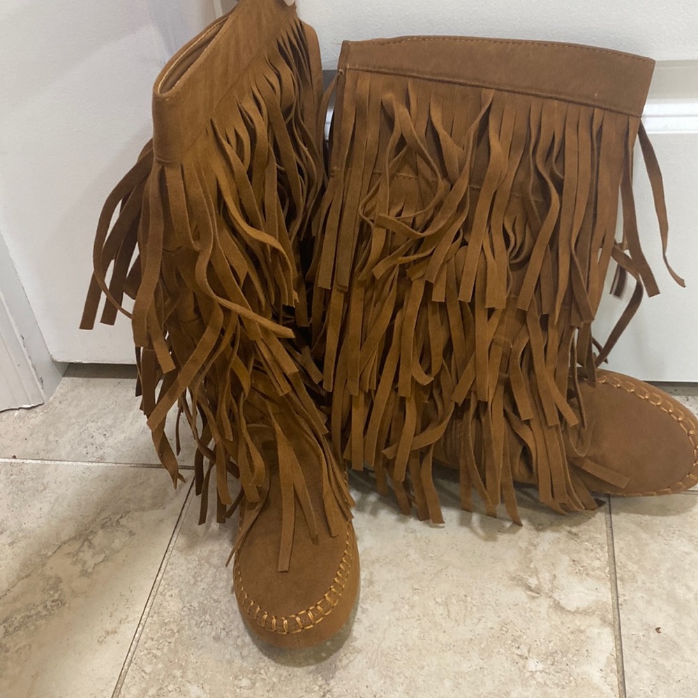 Fringe Boots